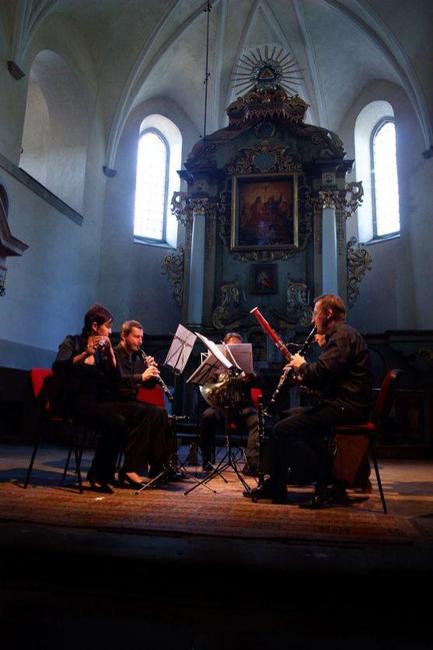 Dechový soubor Lignum Quintet vedl hudební dílnu a potom koncertoval ve Zdoňově 