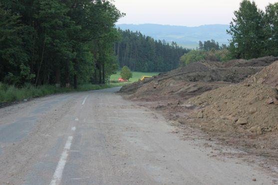 Rekonstrukce silnice přes Pasa se protáhne o tři týdny 