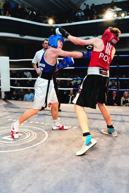 Absolvent broumovského gymnázia Jaroslav Kejzlar natáčí film Stíny Kraje