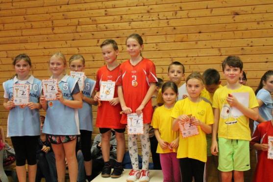 Začala sezóna "barevného" volejbalu. Jeden z turnajů se hrál i v Broumově