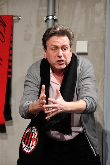 Nejen chlapi se bavili komedií Bez bab! aneb Kutloch