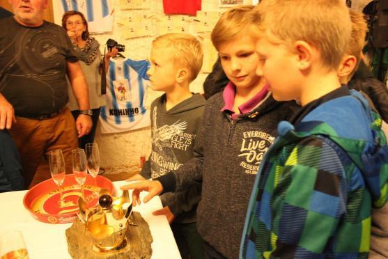 Fotbalová výstava vzbudila emoce, obdarovala mládež a třeba i motivovala