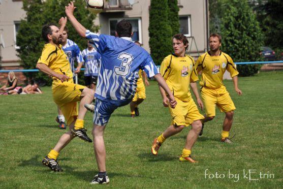 Fotbalový pohár O Cup si po penaltovém maratonu vystřílel tým Káňata Broumov