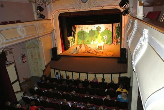 Po prázdninové odmlce se otevřely brány Městského divadla v Broumově