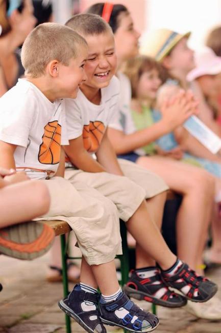 Starosta města Broumova slavnostně zahájil festival Malé letní divadlení