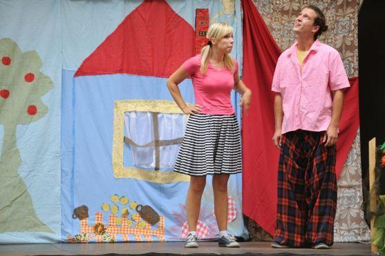 Malé letní divadlení se přehouplo do své druhé poloviny