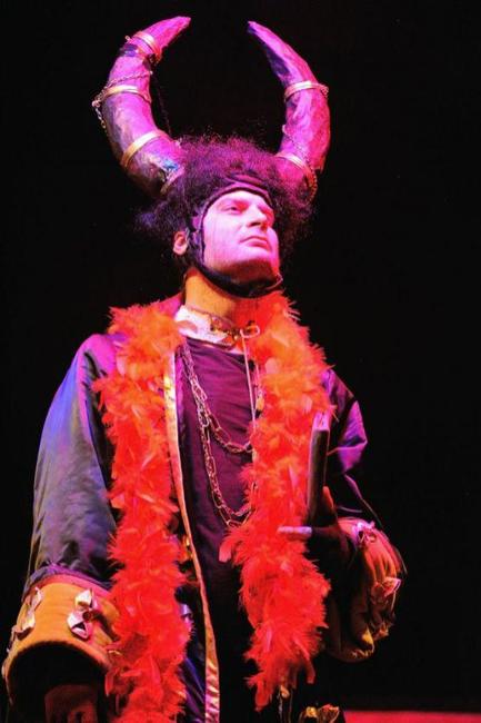 Dětské divadelní představení Jak se zbavit čerta na fotografiích Jana Záliše