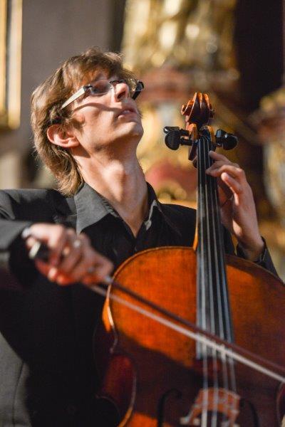 V Otovicích hrál jeden z nejvýraznějších českých violoncellistů mladé generace Ivan Vokáč 
