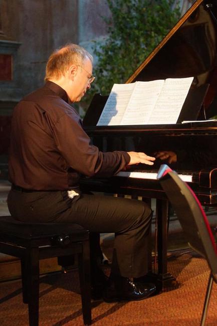 Ohlédnutí za 4. koncertem festivalu Za poklady Broumovska a hudební dílnou 