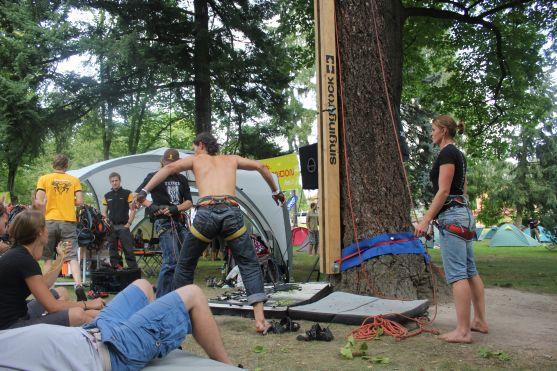 Video: I takový je Mezinárodní horolezecký filmový festival v Teplicích nad Metují