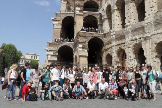 Gymnazisté se toulali Římem 
