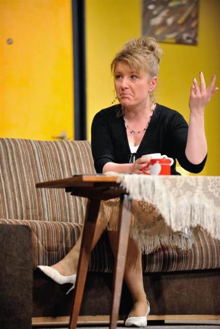 Bláznivou komedii z České Skalice hostilo broumovské divadlo