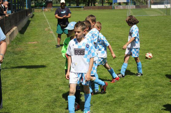 Broumovská fotbalová mladší přípravka hostila na svém hřišti týmy z Jaroměře a Horního Starého Města