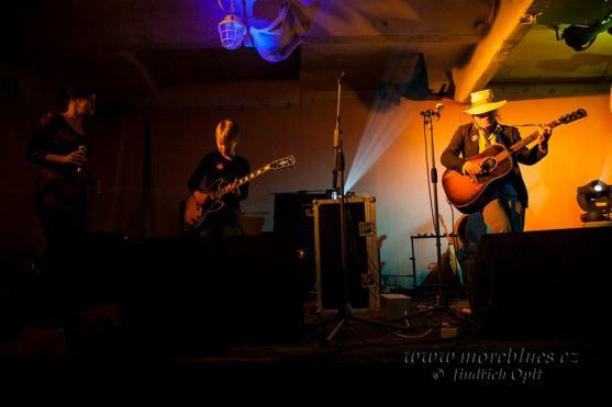 S americkým kytaristou Gary Lucasem si zahrál i broumovský Jirka Rambousek