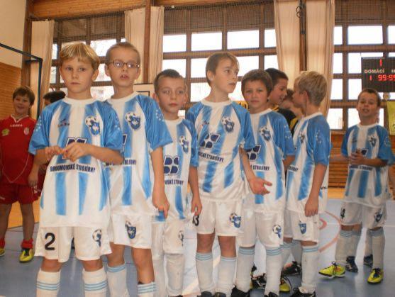 Starší přípravka Slovanu Broumov obsadila druhé místo v halovém fotbalovém turnaji O čertovský pohár