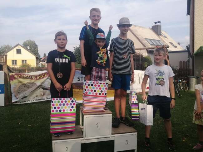 V Bezděkově cvrnkali kuličky