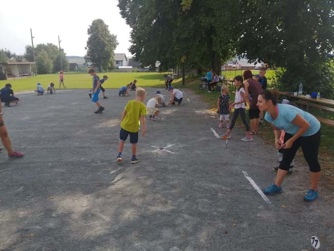 V Bezděkově cvrnkali kuličky