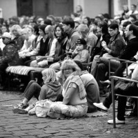Divadelní představení Kytice zcela zaplnilo klášterní nádvoří