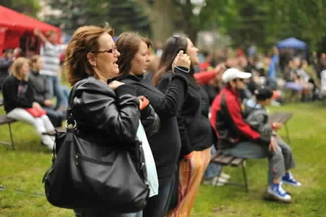 Broumovská kytara na fotografiích Jana Záliše