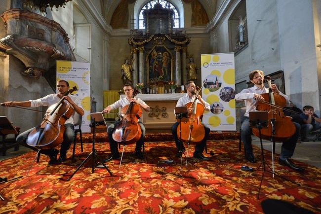 Prague Cello Quartet exceloval na předposledním koncertě festivalu Za poklady Broumovska
