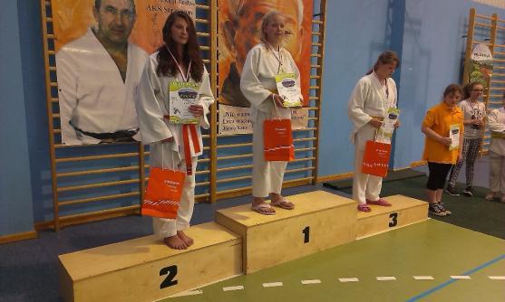 Z posledního turnaje před prázdninami přivezli broumovští judisté pět medailí