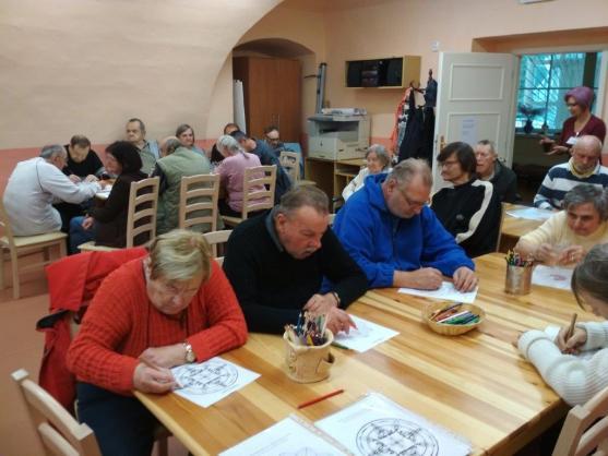 Studenti potěšili seniory v Teplicích nad Metují