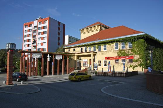 Hra Kytice v podání souboru Hlavy z Broumova dostala cenu za nejlepší představení přehlídky Voskovcova Sázava