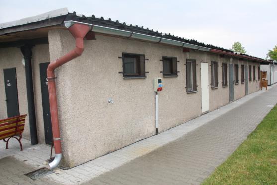 Víceúčelové sportoviště v Polici nad Metují má své zázemí