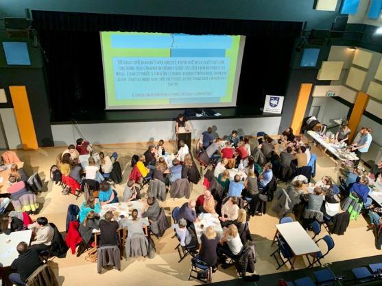 Broumovský charitativní svařák oživený vědomostním kvízem