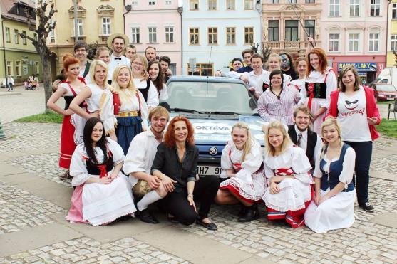 Studenti oktávy Gymnázia Broumov soutěží se svým originálním tablem