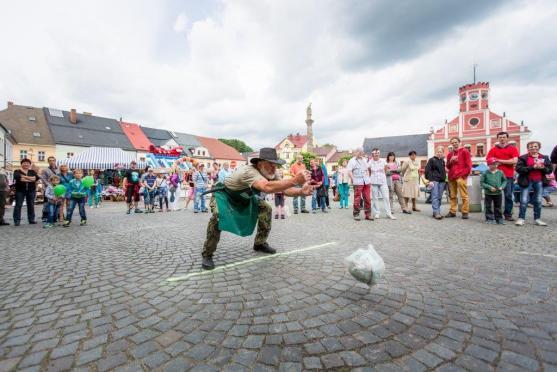 Polické náměstí již potřetí provoní zelňačka