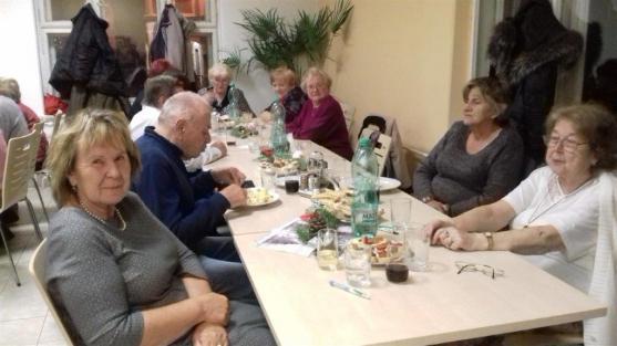 Mikulášskou zábavou ukončil klub seniorů Radost zase jeden rok