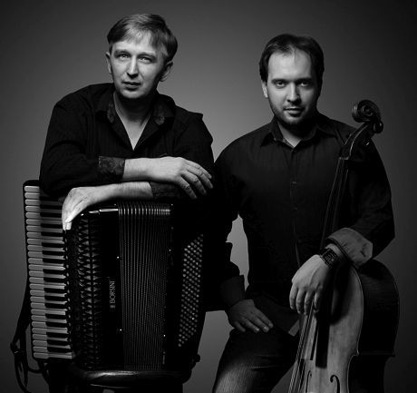 Třetí koncert festivalu Za poklady Broumovska představí violoncellistu Petra Nouzovského a akordeonistu Ladislava Horáka 