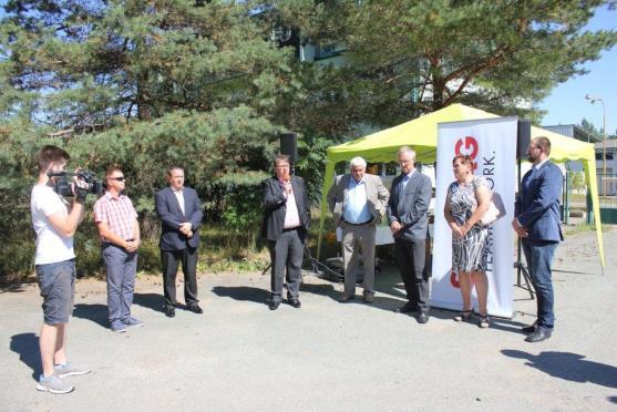 Dotace z Integrovaného regionálního operačního programu na silnici do Broumova byla přislíbena jako vůbec první v České republice