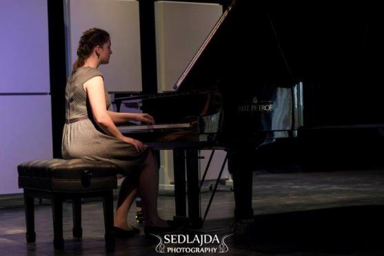 Klavíry Broumovské klávesy rozezvučely benediktinský klášter 