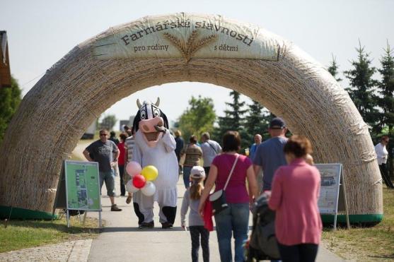 Ekofarma Bošina ve Vernéřovicích zve v sobotu na Farmářskou slavnost