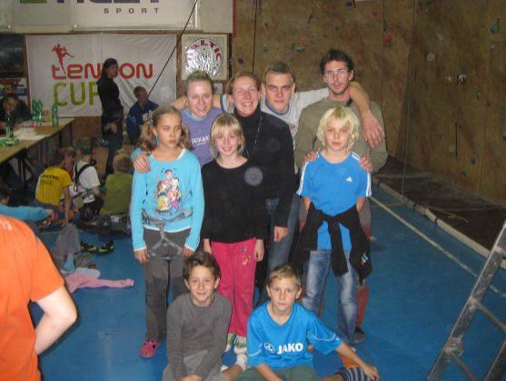 Členové broumovského horolezeckého kroužku poprvé startovali na lezeckých závodech