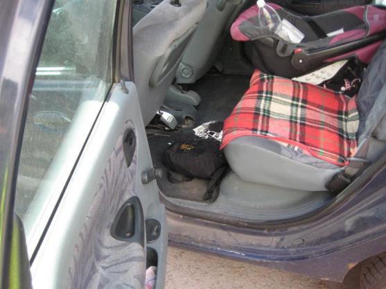 Muž v podmínce opět pašoval léky na výrobu drog. Chytili ho ve Zdoňově