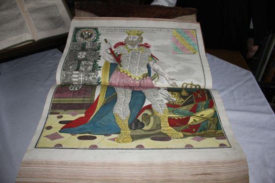 Artefakty, které uvidí prezident v broumovském klášteře