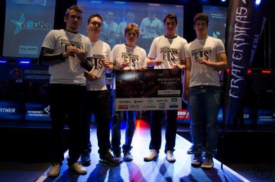 Student Gymnázia Broumov Jan Pipota je Mistr České republiky v počítačové hře League of Legends