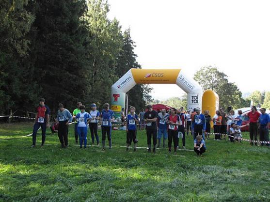 Ve Zdoňově se běžel jeden ze šesti závodů Českého poháru v orientačním běhu štafet 