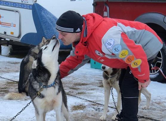 Místo na saních se na Janovičkách jezdilo na kárách