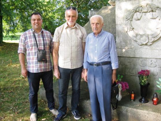 Návštěva ze Srbska zavítala na vojenský hřbitov v Martínkovicích