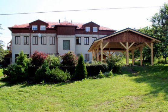 V polické škole se děti budou učit i ve venkovní učebně 