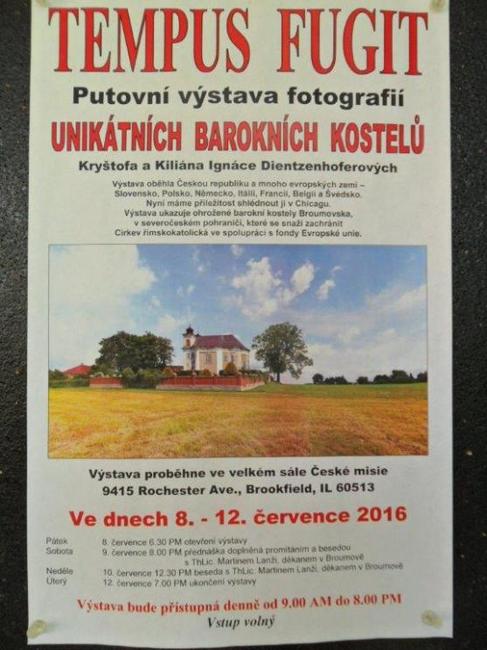 Fotografie zraněných broumovských kostelů poprvé v USA