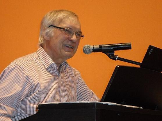 Svérázný prostor setkávání seniorů v Polici se uzavřel 