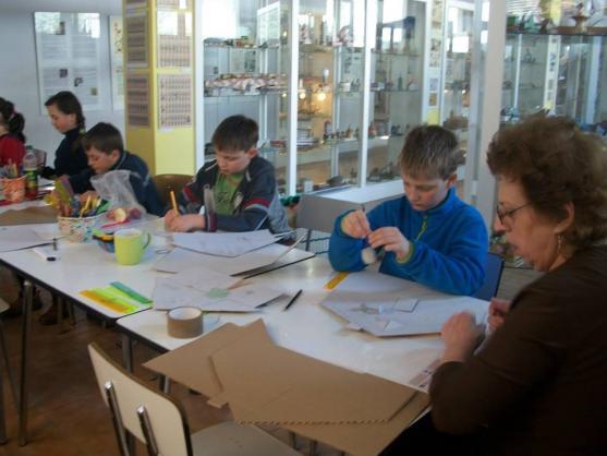 V Muzeu papírových modelů cestovali s Herkulem