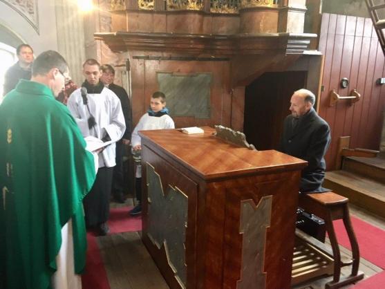 Žehnání varhan v děkanském kostele sv. Petra a Pavla v Broumově 