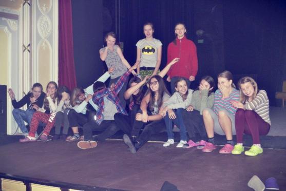 Noc divadel 2016 a gymnazisti na scéně 