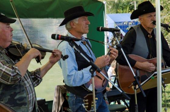 Farmářská slavnost ve Vernéřovicích přilákala stovky návštěvníků 